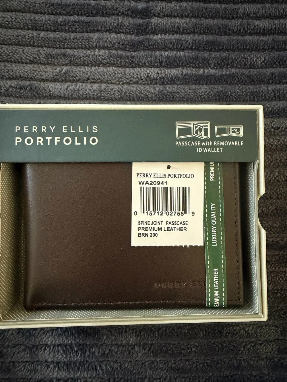 Perry Ellis Portfolio Brown Leather Passcase with Removable ID
